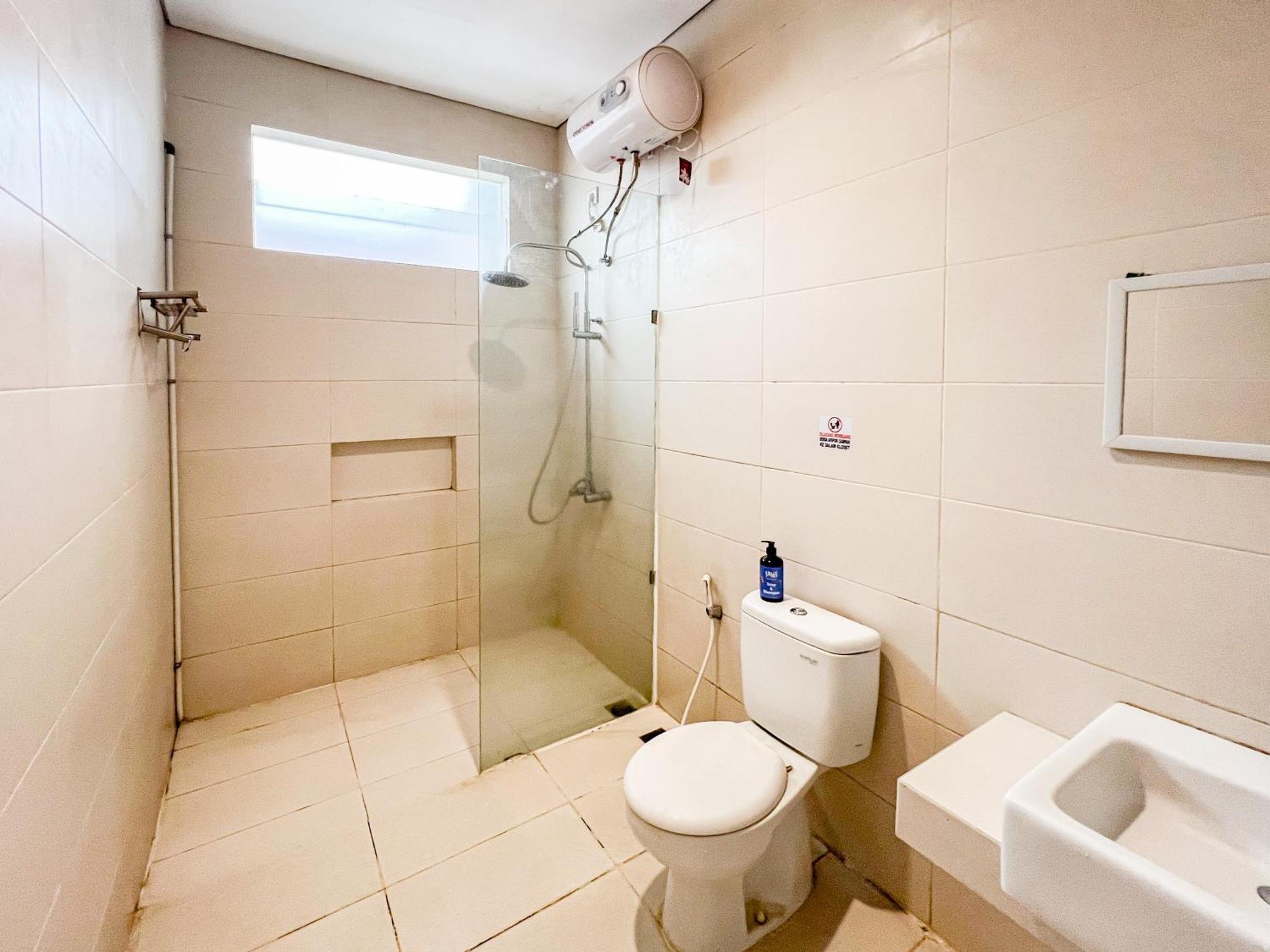 Sans Stay Bukit Palma Citraland Surabaya Ngoại thất bức ảnh