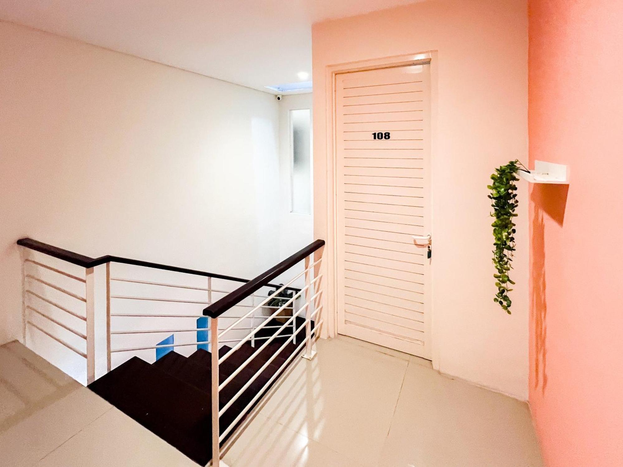 Sans Stay Bukit Palma Citraland Surabaya Ngoại thất bức ảnh
